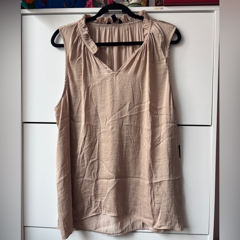 Simply Vera Linden Rouched Wood Tank Top